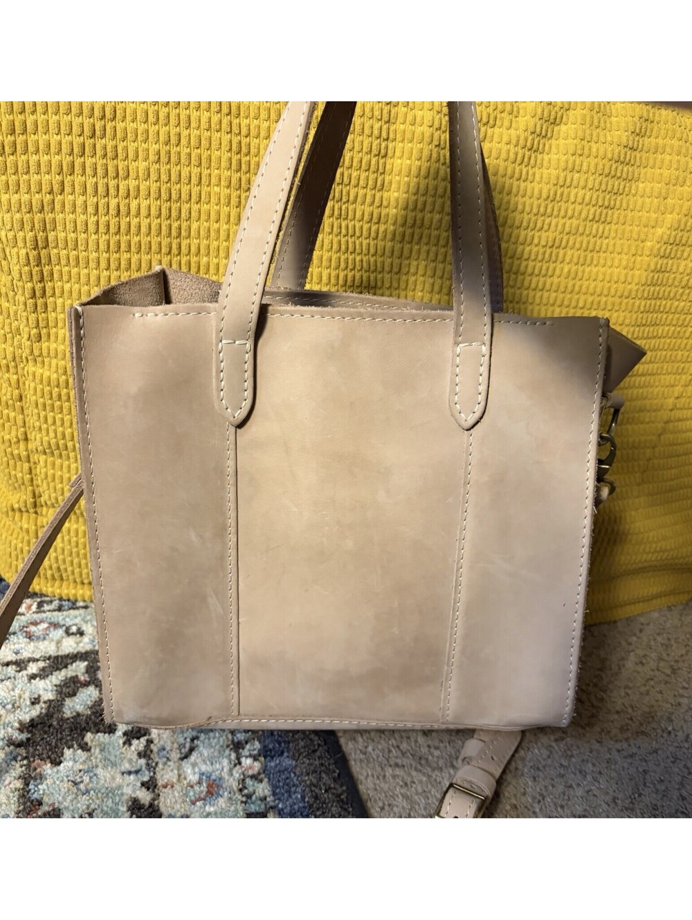 Portland Leather Goods Lola Crossbody Bag In Light Beige Brown Soft Leather - Picture 3 of 8